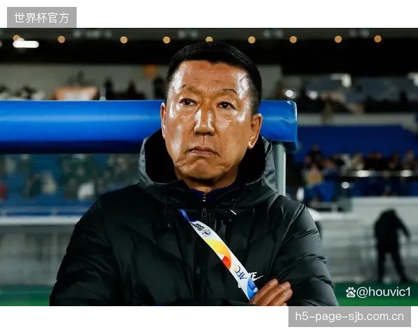 崔康熙高位压迫体系失效，山东泰山中场拦截能力下降致战绩滑坡。